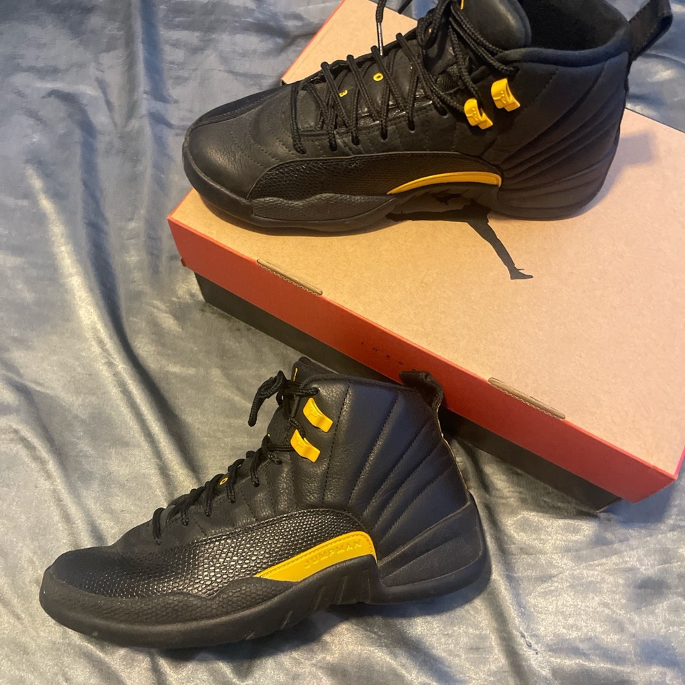 Black and Yellow Men's Sneakers